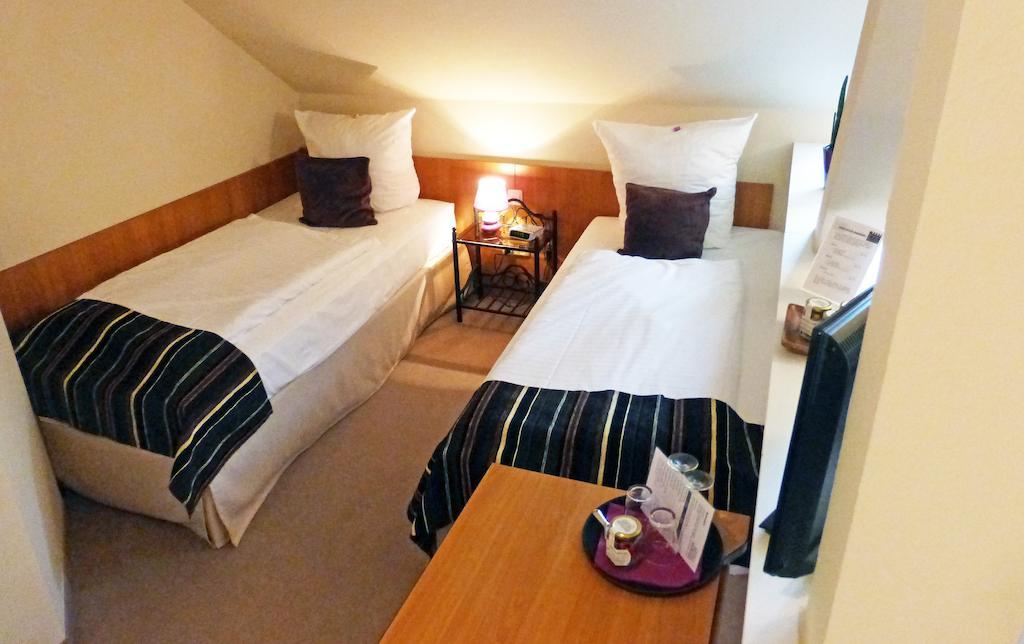 Gut Hotel Stadt Beelitz Phòng bức ảnh