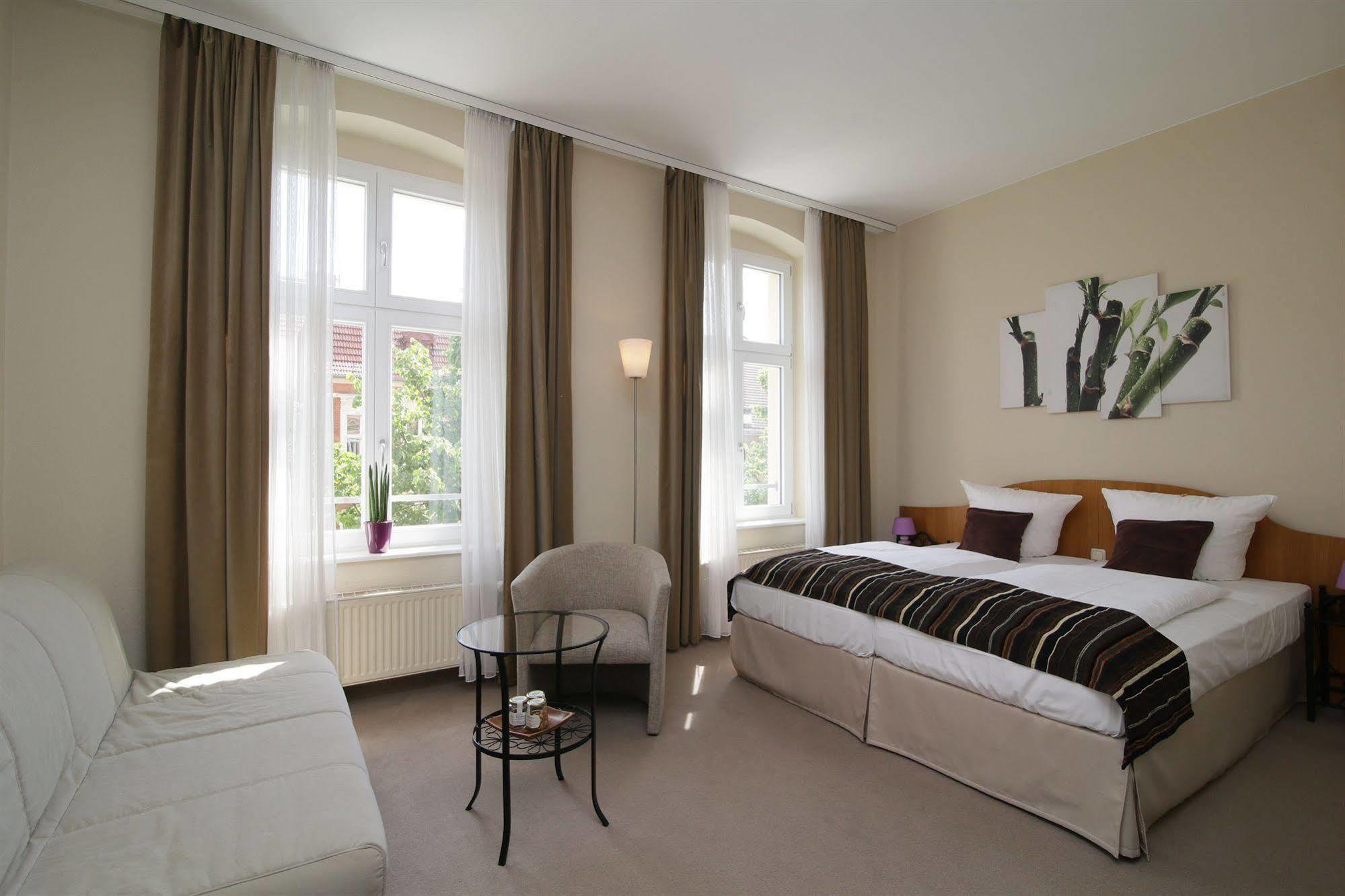Gut Hotel Stadt Beelitz Ngoại thất bức ảnh